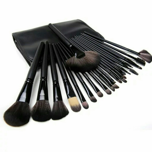 Other - Professional 24pcs Makeup Brushes Set Kit with Bag